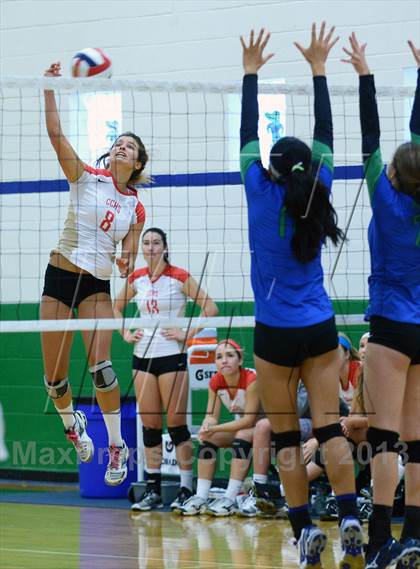 Thumbnail 3 in Cathedral Catholic vs. Branson (Durango Fall Classic) photogallery.