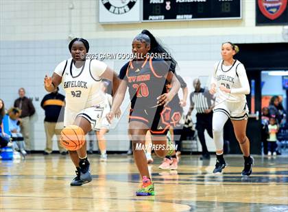 Thumbnail 2 in New Bern @ Havelock photogallery.