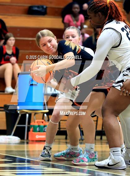 Thumbnail 1 in New Bern @ Havelock photogallery.