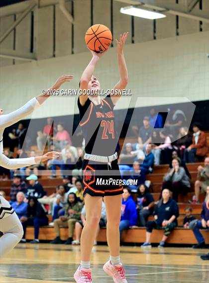 Thumbnail 1 in New Bern @ Havelock photogallery.