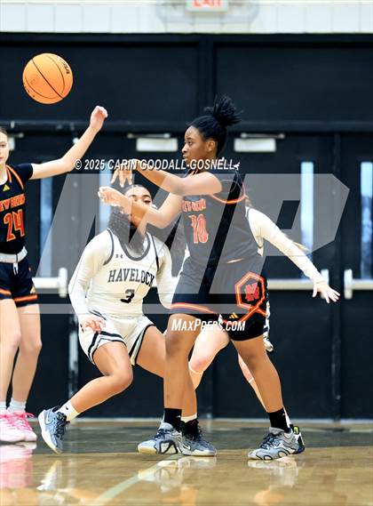 Thumbnail 2 in New Bern @ Havelock photogallery.