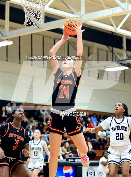 Thumbnail 2 in New Bern @ Havelock photogallery.