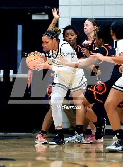 Thumbnail 1 in New Bern @ Havelock photogallery.