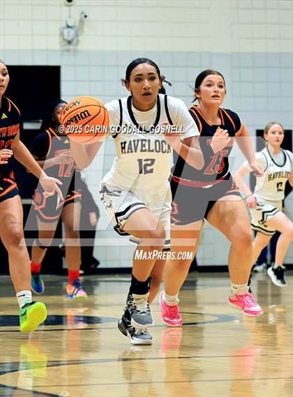 Thumbnail 1 in New Bern @ Havelock photogallery.