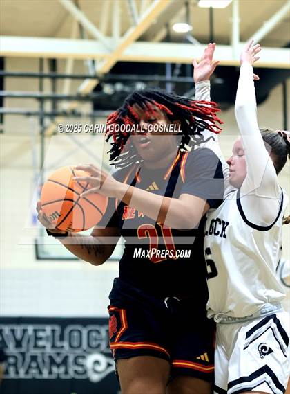 Thumbnail 1 in New Bern @ Havelock photogallery.