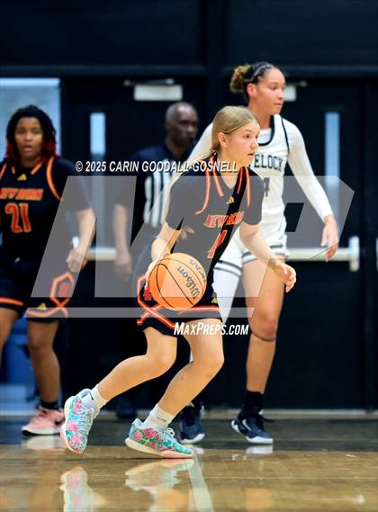 Thumbnail 3 in New Bern @ Havelock photogallery.