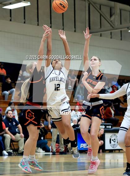 Thumbnail 1 in New Bern @ Havelock photogallery.