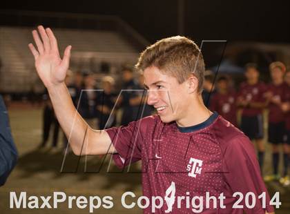 Thumbnail 1 in Farmersville vs. St. Margaret's (CIF SoCal Regional D3 Final) photogallery.