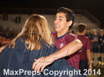 Thumbnail 2 in Farmersville vs. St. Margaret's (CIF SoCal Regional D3 Final) photogallery.