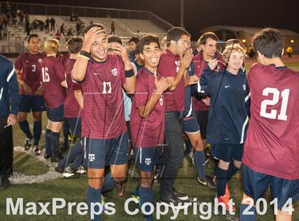 Thumbnail 1 in Farmersville vs. St. Margaret's (CIF SoCal Regional D3 Final) photogallery.