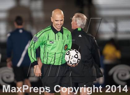 Thumbnail 3 in Farmersville vs. St. Margaret's (CIF SoCal Regional D3 Final) photogallery.
