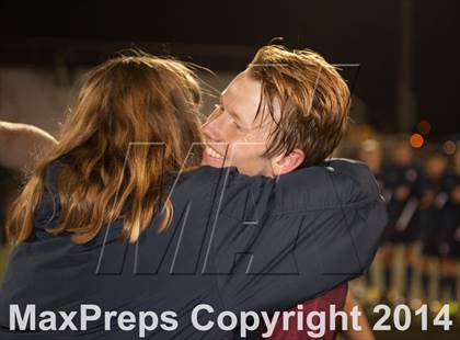 Thumbnail 2 in Farmersville vs. St. Margaret's (CIF SoCal Regional D3 Final) photogallery.