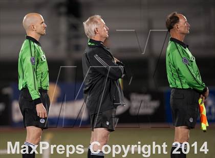 Thumbnail 2 in Farmersville vs. St. Margaret's (CIF SoCal Regional D3 Final) photogallery.