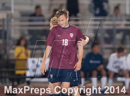 Thumbnail 1 in Farmersville vs. St. Margaret's (CIF SoCal Regional D3 Final) photogallery.