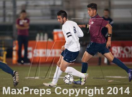 Thumbnail 3 in Farmersville vs. St. Margaret's (CIF SoCal Regional D3 Final) photogallery.