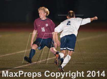 Thumbnail 1 in Farmersville vs. St. Margaret's (CIF SoCal Regional D3 Final) photogallery.