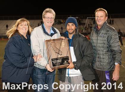 Thumbnail 3 in Farmersville vs. St. Margaret's (CIF SoCal Regional D3 Final) photogallery.