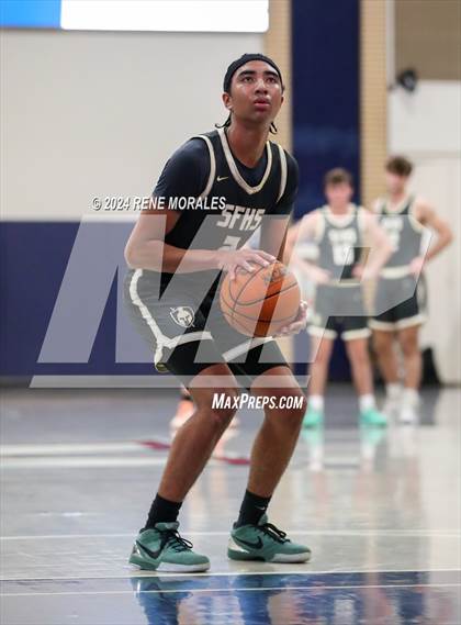 Thumbnail 2 in St. Francis vs Maranatha photogallery.