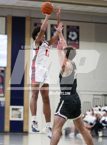 Thumbnail 3 in St. Francis vs Maranatha photogallery.