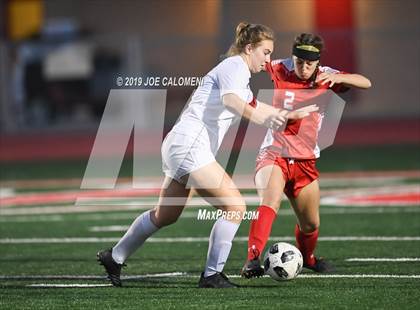 Thumbnail 3 in Lee [Robert E.] vs Westlake (UIL 6A Area Playoff) photogallery.