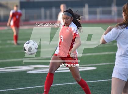 Thumbnail 3 in Lee [Robert E.] vs Westlake (UIL 6A Area Playoff) photogallery.