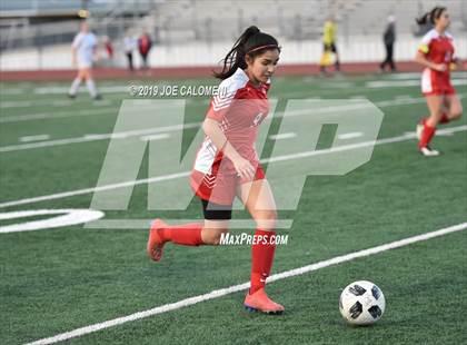 Thumbnail 2 in Lee [Robert E.] vs Westlake (UIL 6A Area Playoff) photogallery.