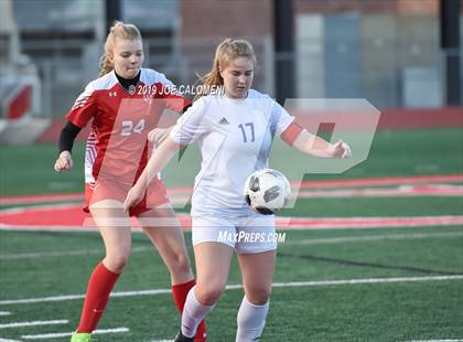 Thumbnail 2 in Lee [Robert E.] vs Westlake (UIL 6A Area Playoff) photogallery.