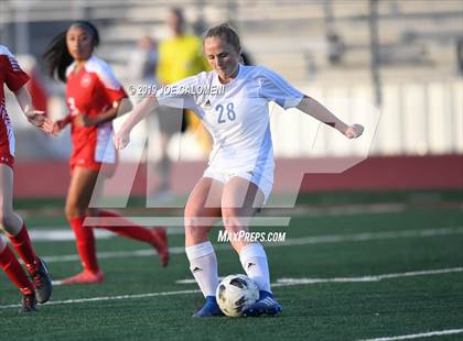Thumbnail 1 in Lee [Robert E.] vs Westlake (UIL 6A Area Playoff) photogallery.