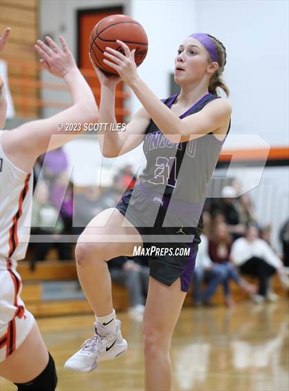 Thumbnail 2 in Unioto @ Amanda-Clearcreek photogallery.