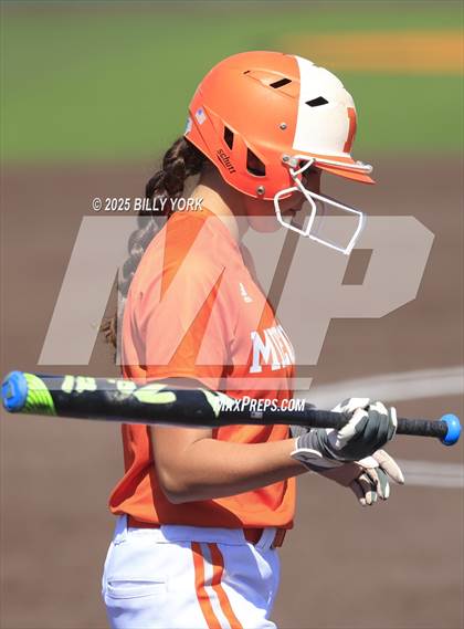 Thumbnail 3 in Mineola vs Quitman photogallery.