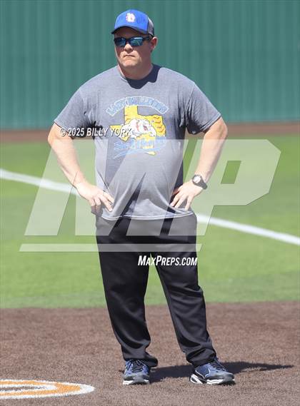 Thumbnail 1 in Mineola vs Quitman photogallery.