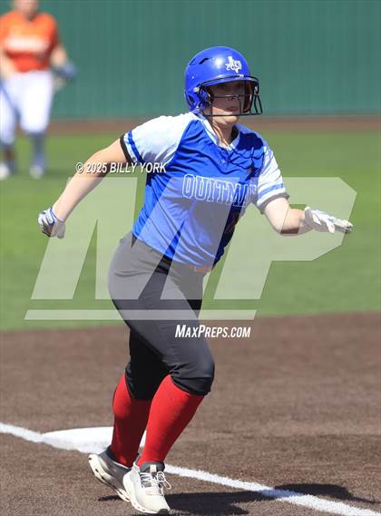 Thumbnail 1 in Mineola vs Quitman photogallery.