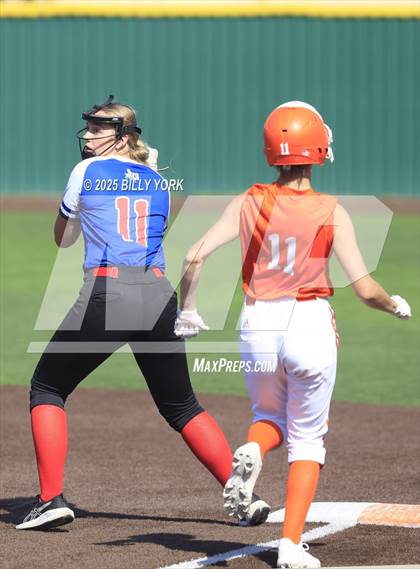 Thumbnail 2 in Mineola vs Quitman photogallery.