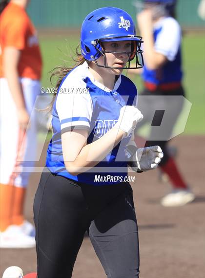 Thumbnail 1 in Mineola vs Quitman photogallery.