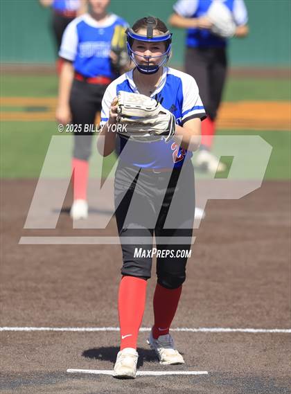 Thumbnail 2 in Mineola vs Quitman photogallery.