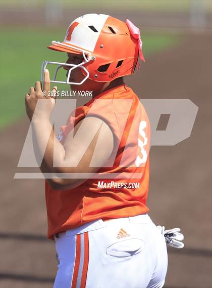 Thumbnail 1 in Mineola vs Quitman photogallery.