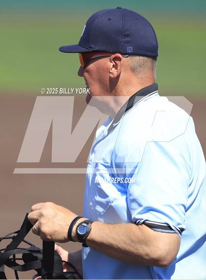 Thumbnail 1 in Mineola vs Quitman photogallery.