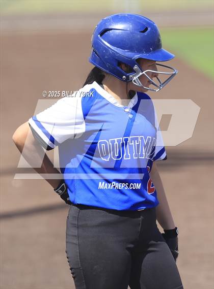 Thumbnail 2 in Mineola vs Quitman photogallery.