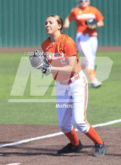 Thumbnail 1 in Mineola vs Quitman photogallery.
