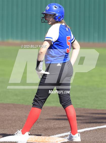 Thumbnail 2 in Mineola vs Quitman photogallery.
