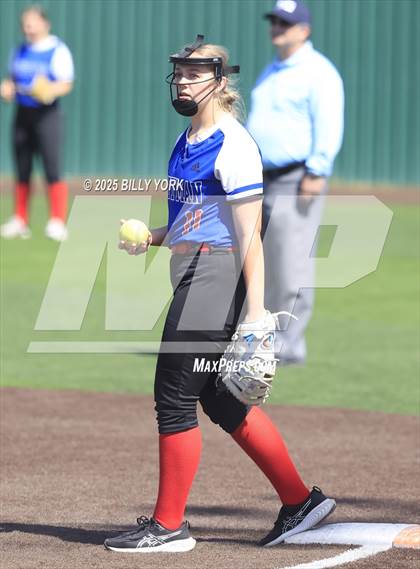 Thumbnail 3 in Mineola vs Quitman photogallery.