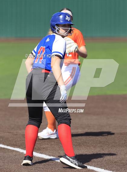 Thumbnail 3 in Mineola vs Quitman photogallery.