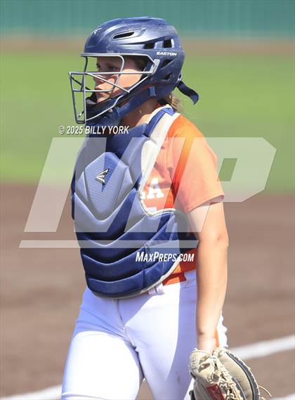 Thumbnail 2 in Mineola vs Quitman photogallery.