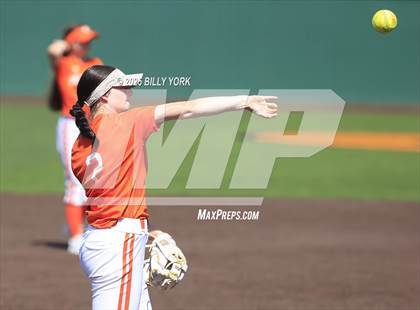 Thumbnail 2 in Mineola vs Quitman photogallery.