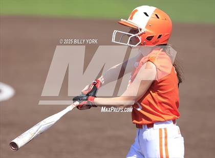 Thumbnail 2 in Mineola vs Quitman photogallery.