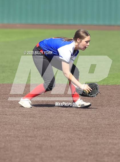 Thumbnail 3 in Mineola vs Quitman photogallery.