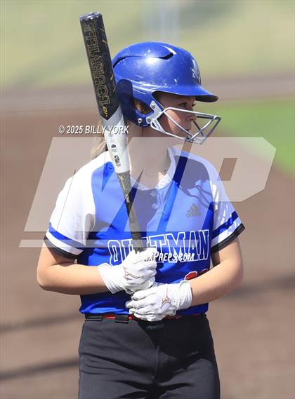 Thumbnail 1 in Mineola vs Quitman photogallery.