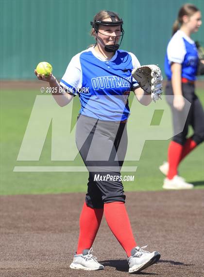 Thumbnail 1 in Mineola vs Quitman photogallery.