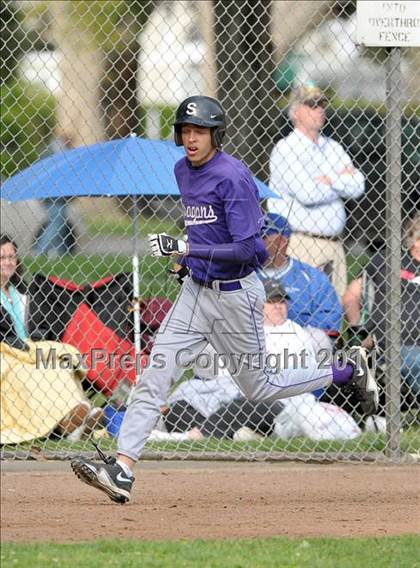 Thumbnail 3 in Christian Brothers vs. Sacramento (Land Park Easter Tournament) photogallery.