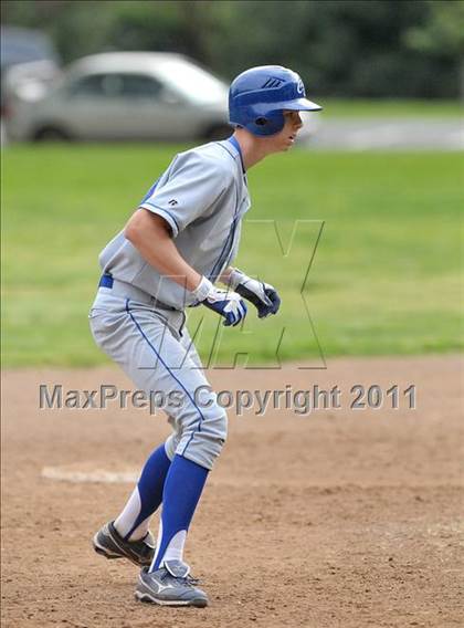 Thumbnail 1 in Christian Brothers vs. Sacramento (Land Park Easter Tournament) photogallery.